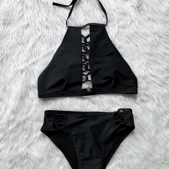 NWOT Black Halter Top Bikini Size Medium - Picture 4 of 7